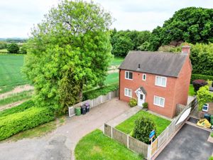 Photo 16- click for photo gallery